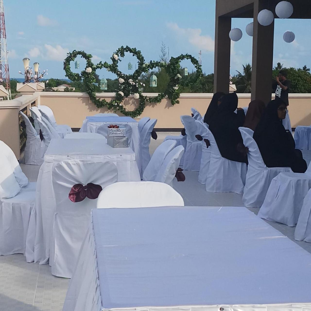 Abuharee Grand Hotel Addu City Luaran gambar