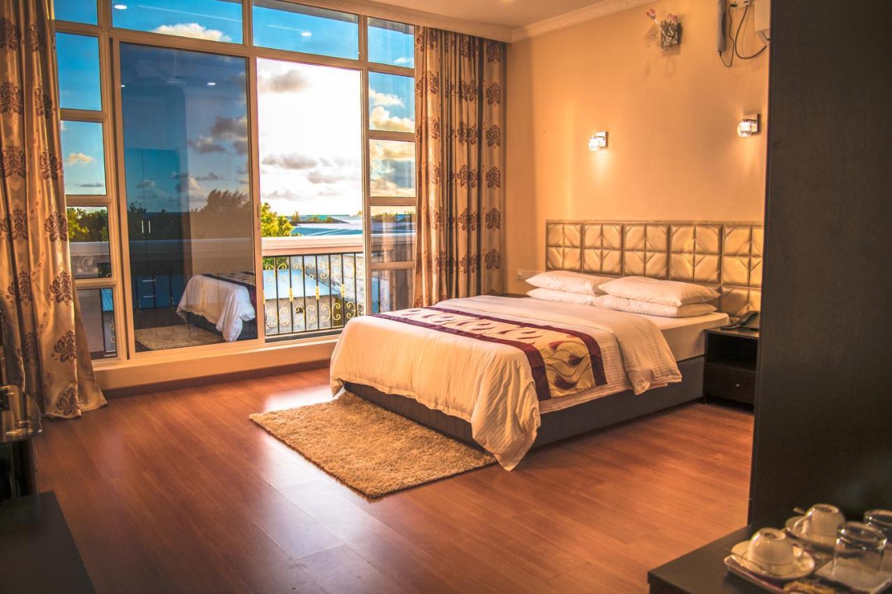 Abuharee Grand Hotel Addu City Luaran gambar