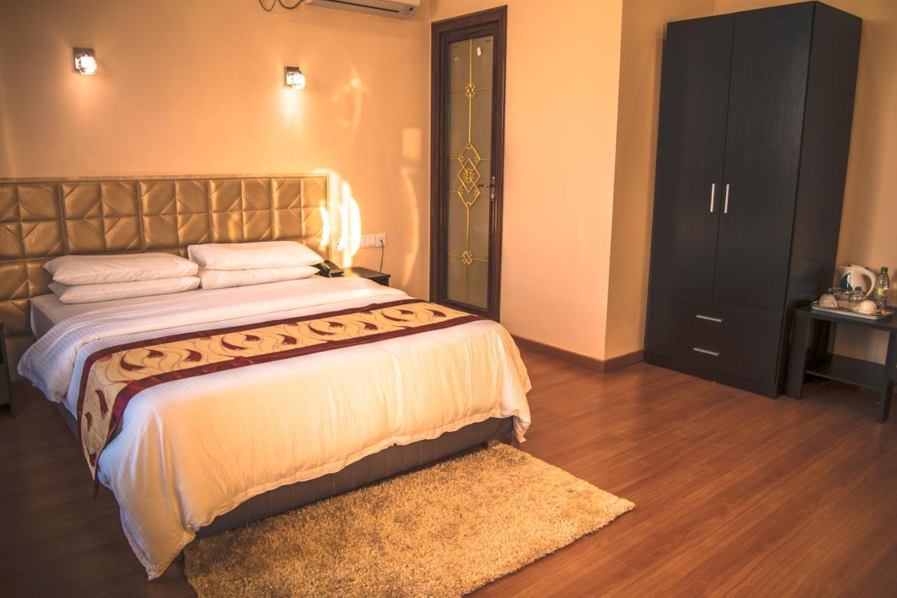 Abuharee Grand Hotel Addu City Luaran gambar