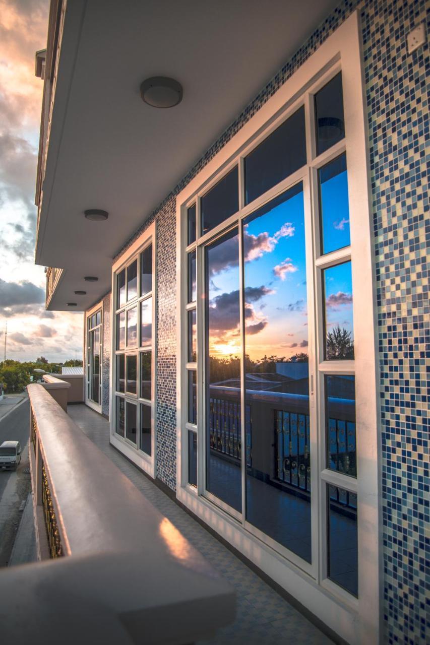 Abuharee Grand Hotel Addu City Luaran gambar