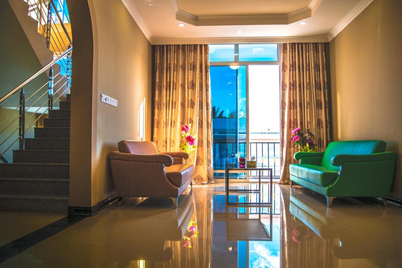 Abuharee Grand Hotel Addu City Luaran gambar