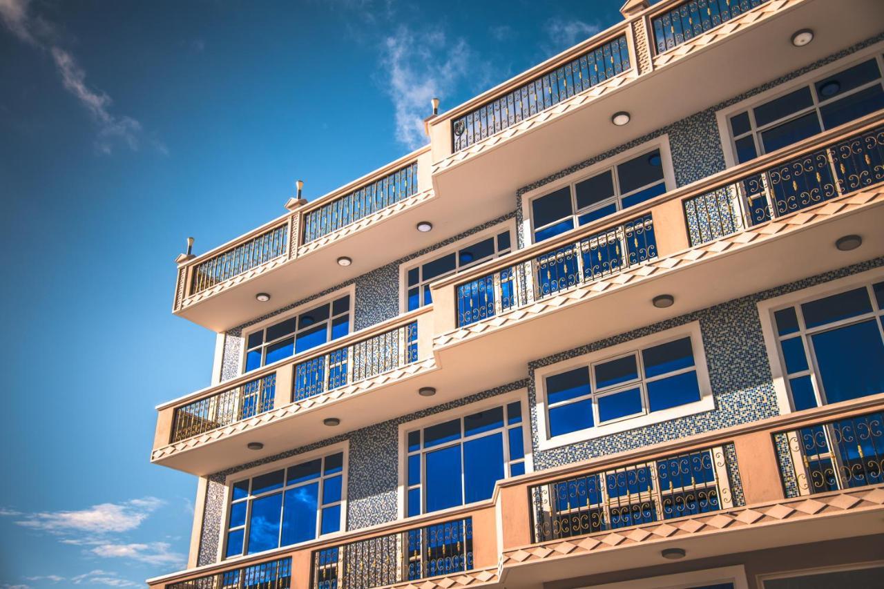 Abuharee Grand Hotel Addu City Luaran gambar